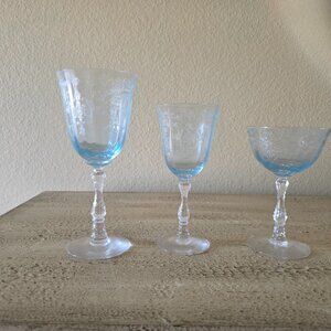 Fosteria Navarre Blue Stemware